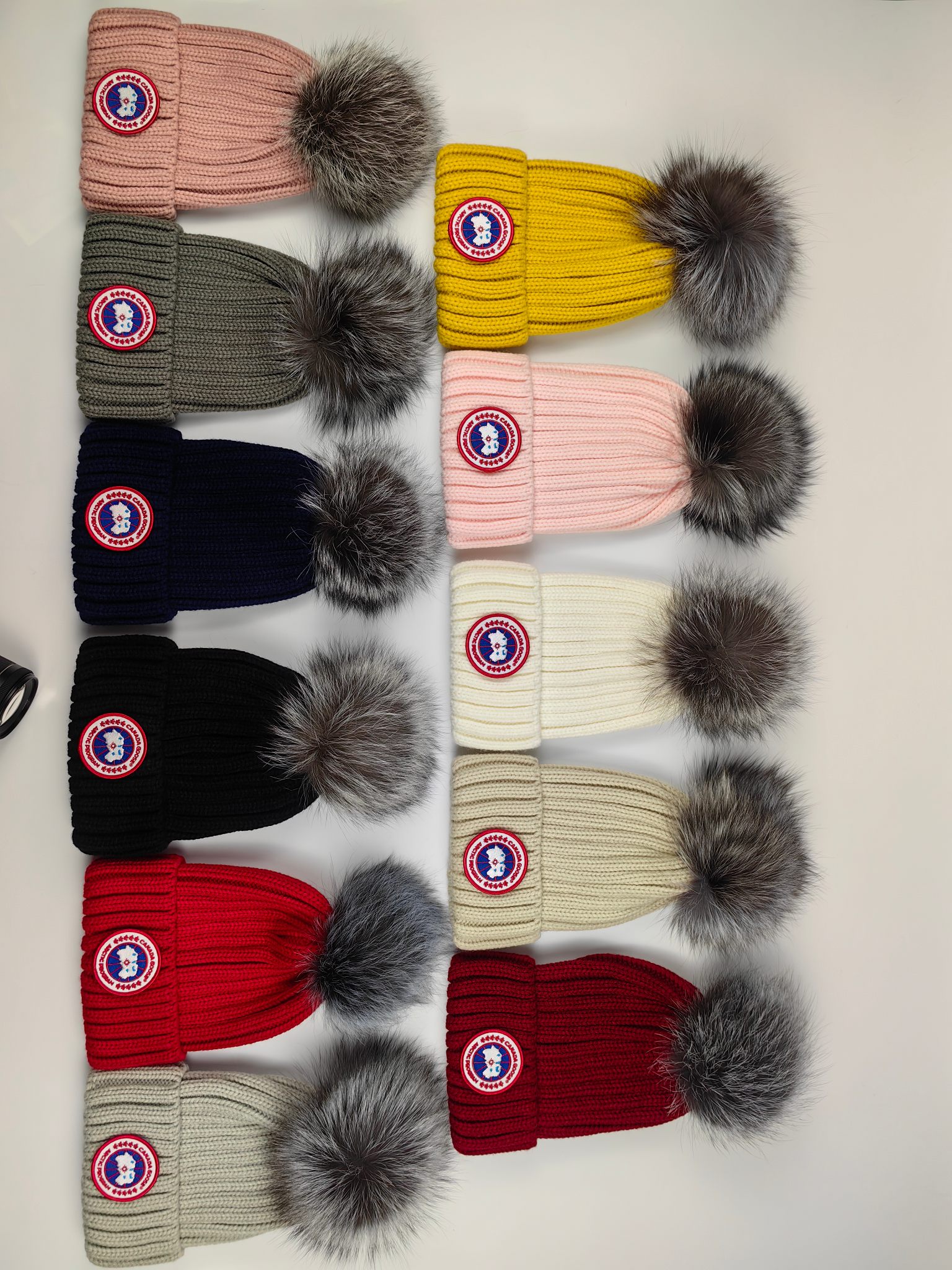 Canada Goose Merino Wool Pom-Pom Beanie 5106W Winter Warm Hat knit - 图片 2